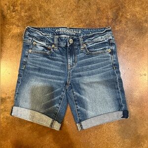 American Eagle Bermuda Shorts